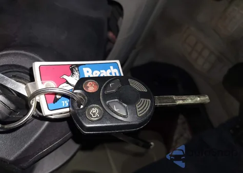 2015 Ford C-Max Hybrid Se z USA, uszkodzony, nr VIN 1FADP5AU7FL119902